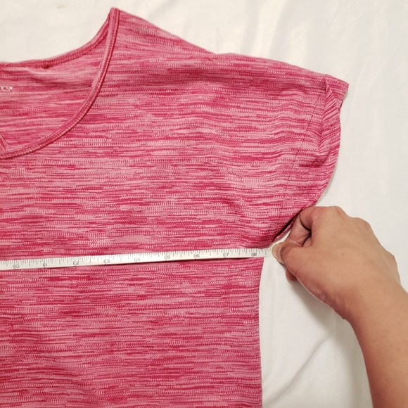 Tuff Athletics Raspberry Shirt XS - Picture 2 of 6